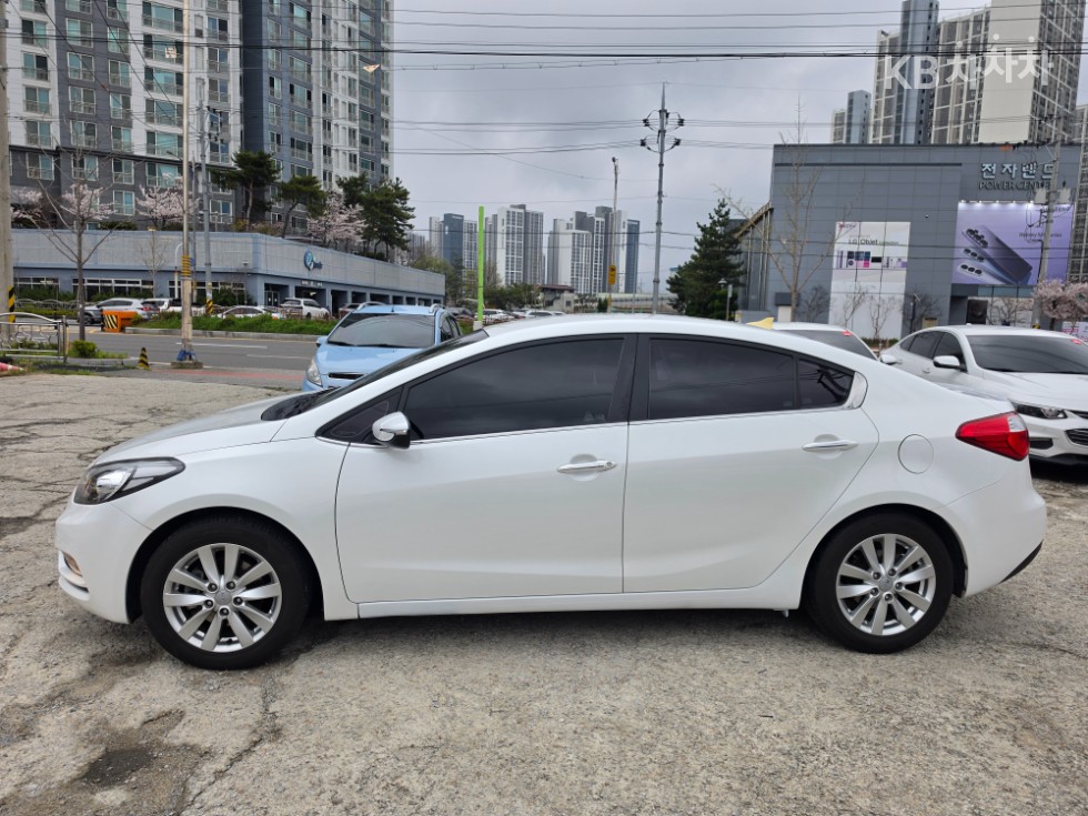 2013 - kia k3