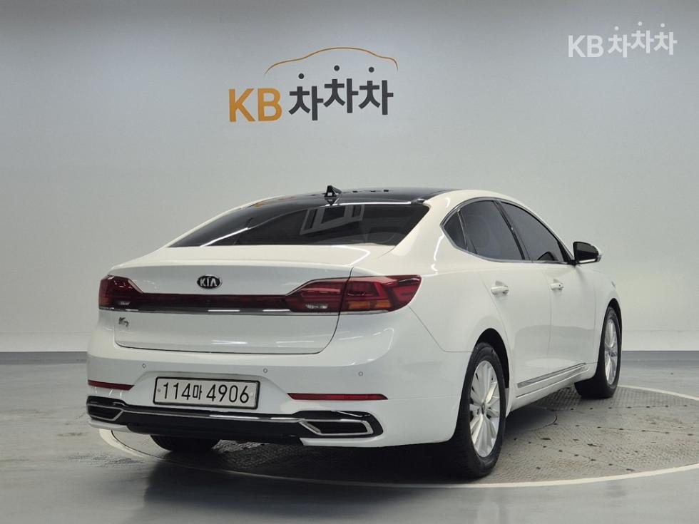 2020 - kia k7