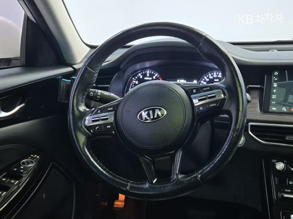 2020 - kia k7