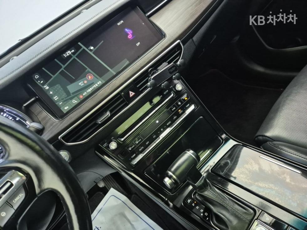 2020 - kia k7