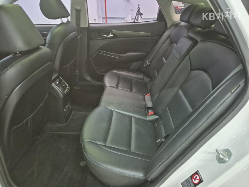 2020 - kia k7