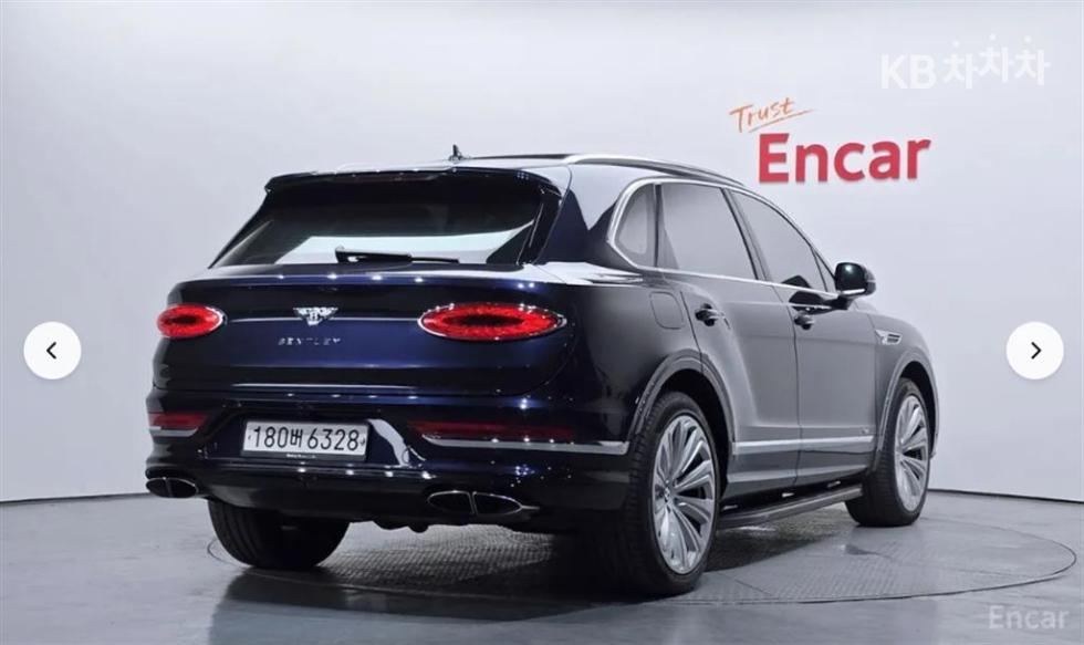 2021 - bentley bentayga