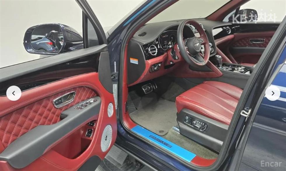 2021 - bentley bentayga