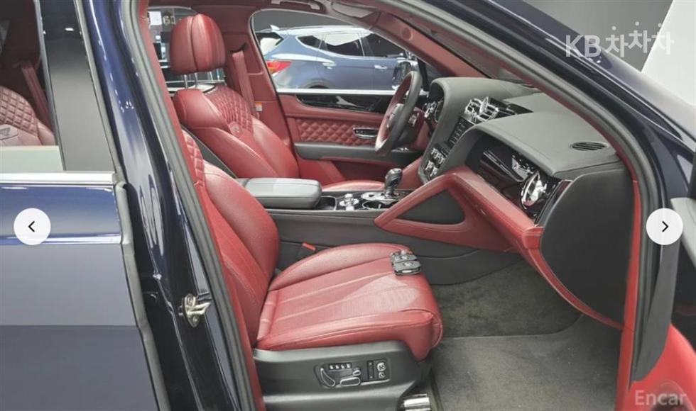 2021 - bentley bentayga