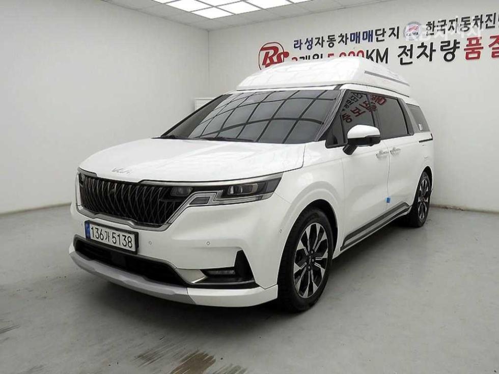 2022 - kia carnival