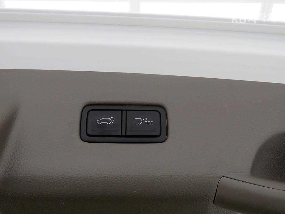 2022 - kia carnival