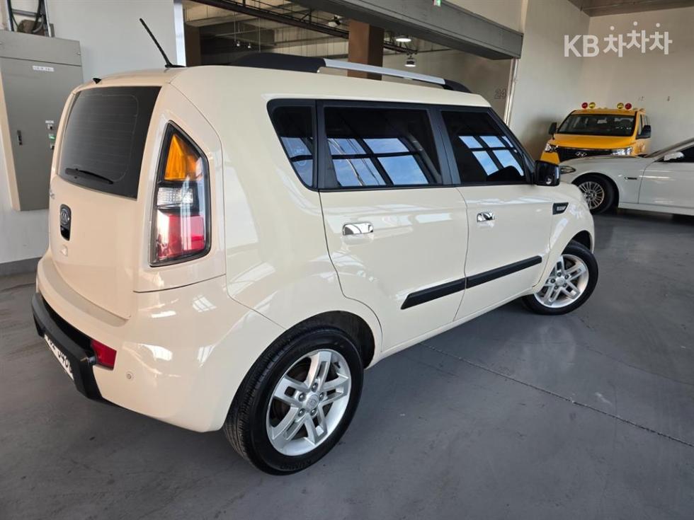 2010 - kia soul