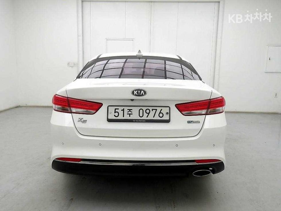 2016 - kia k5