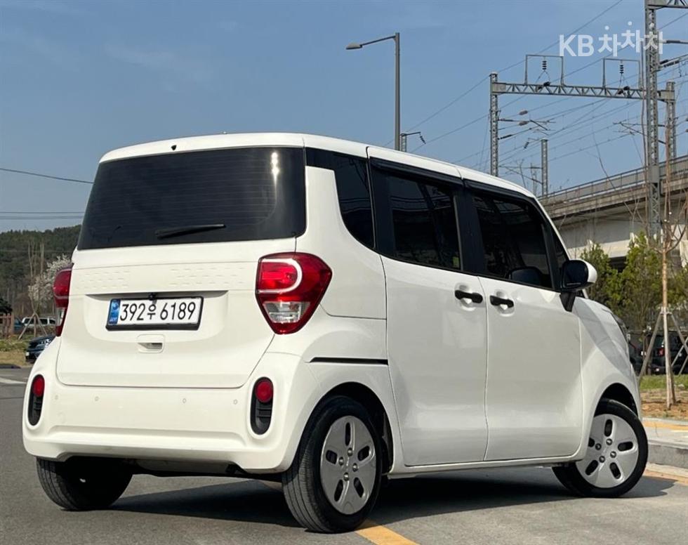 2022 - kia ray