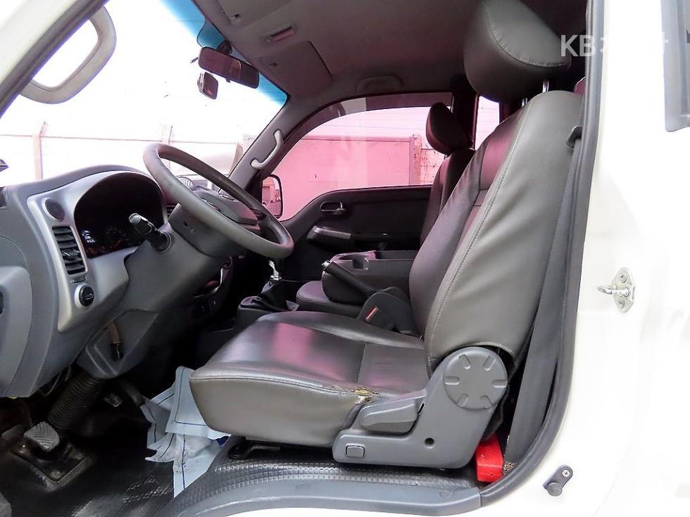 2017 - kia bongo iii