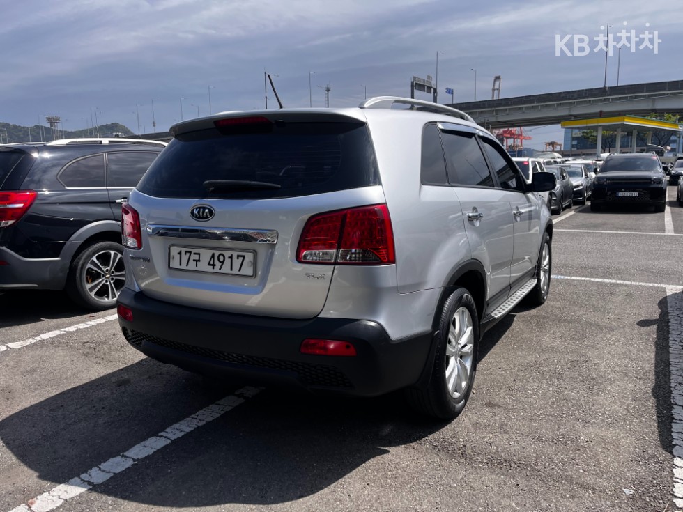 2011 - kia sorento