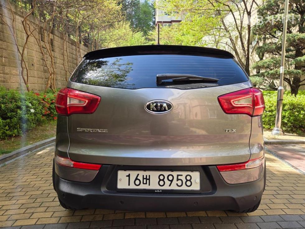 2012 - kia sportage