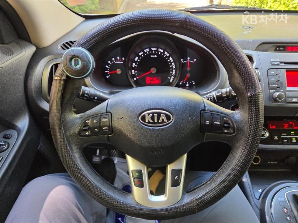 2012 - kia sportage