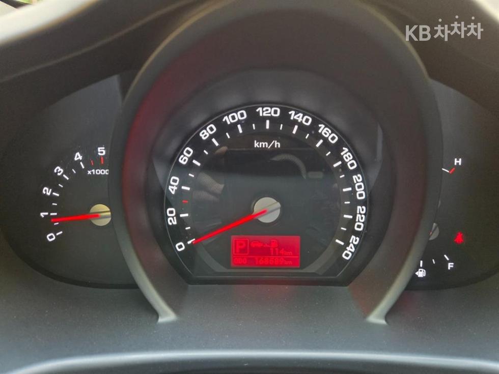 2012 - kia sportage