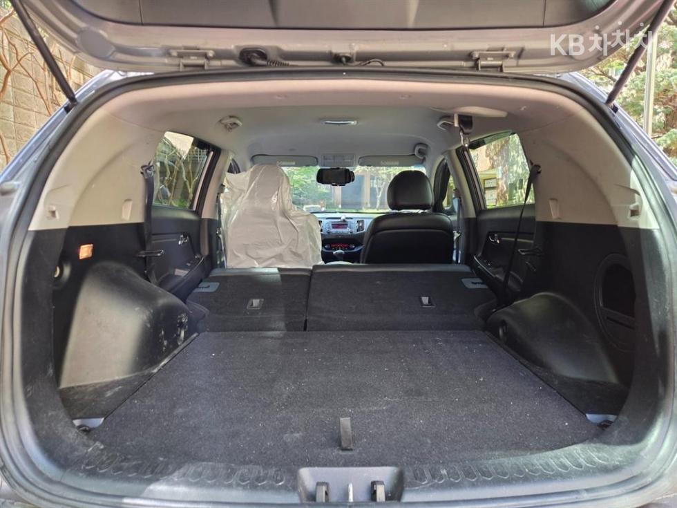 2012 - kia sportage