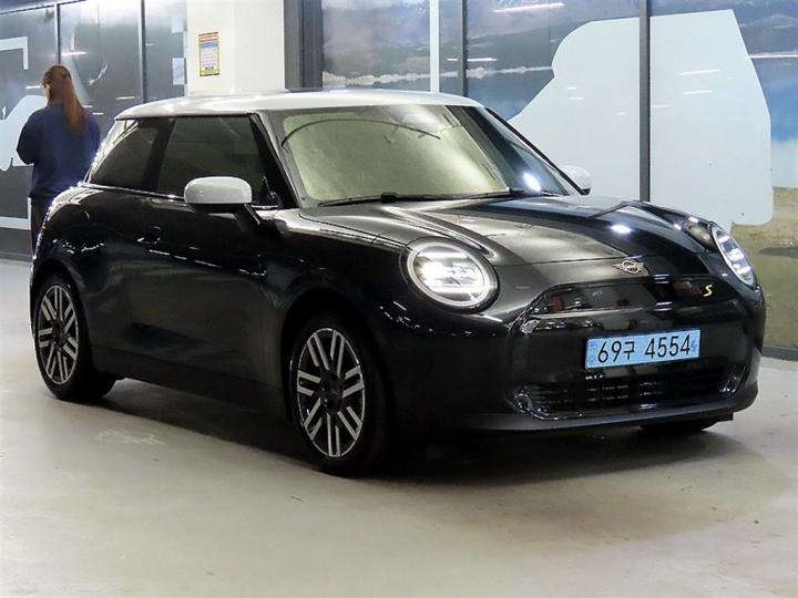 Mini Cooper Electric SE Base Type