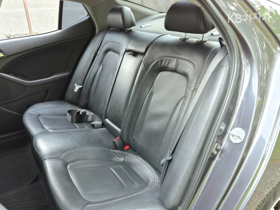 2012 - kia k5
