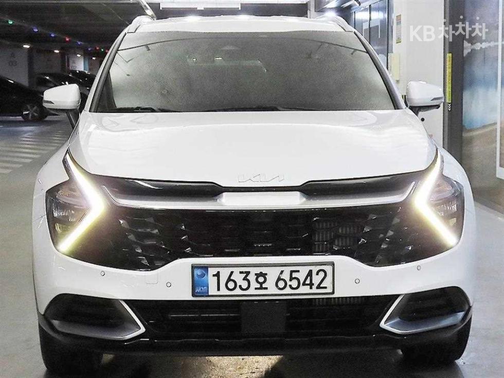 2022 - kia sportage