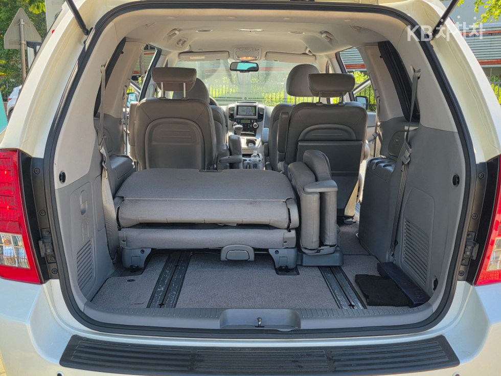 2014 - kia carnival