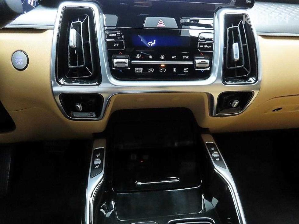 2022 - kia sorento