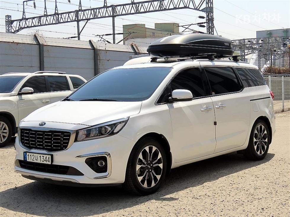 2019 - kia carnival