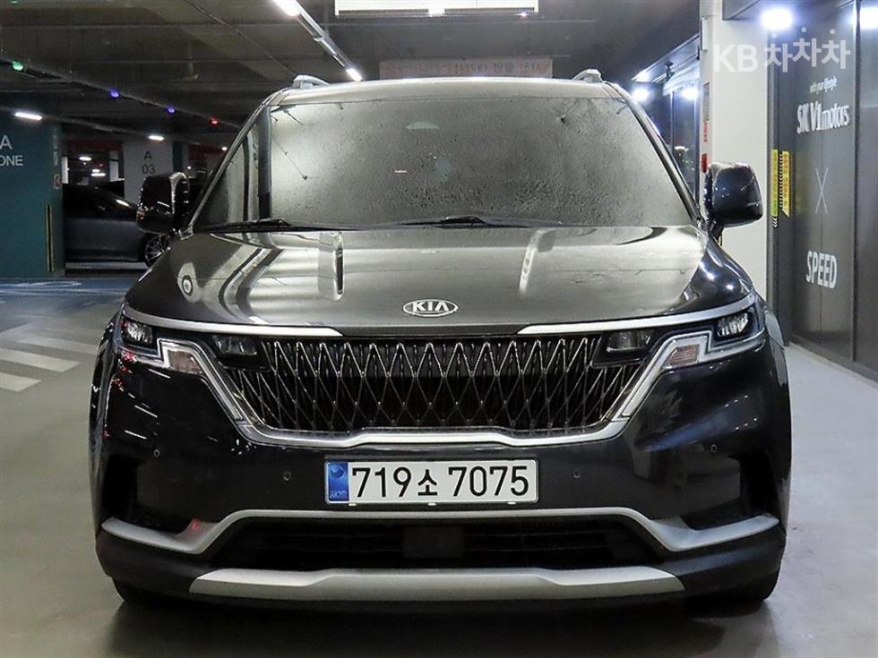 2021 - kia carnival