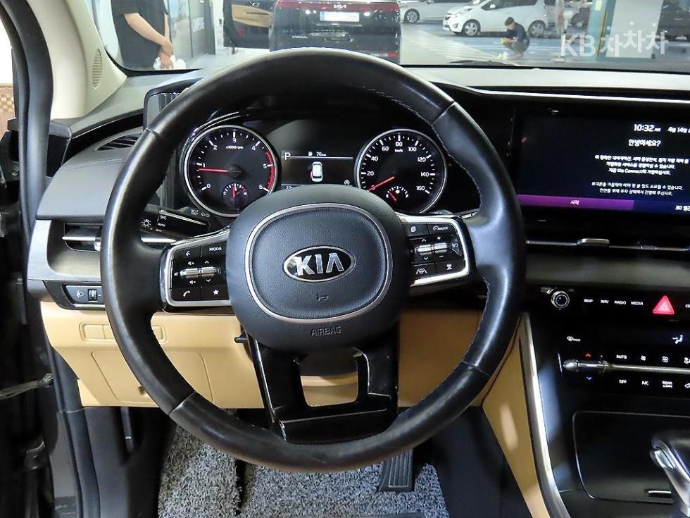 2021 - kia carnival