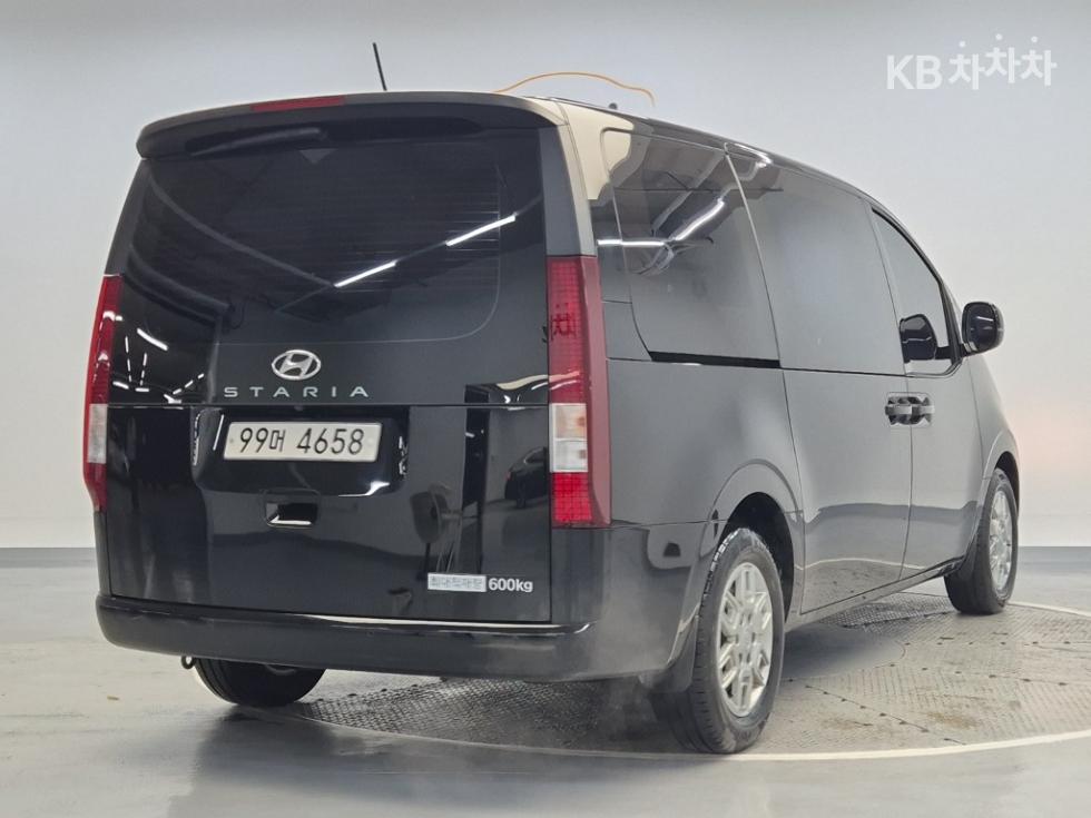 Hyundai Staria — miniaturë 3