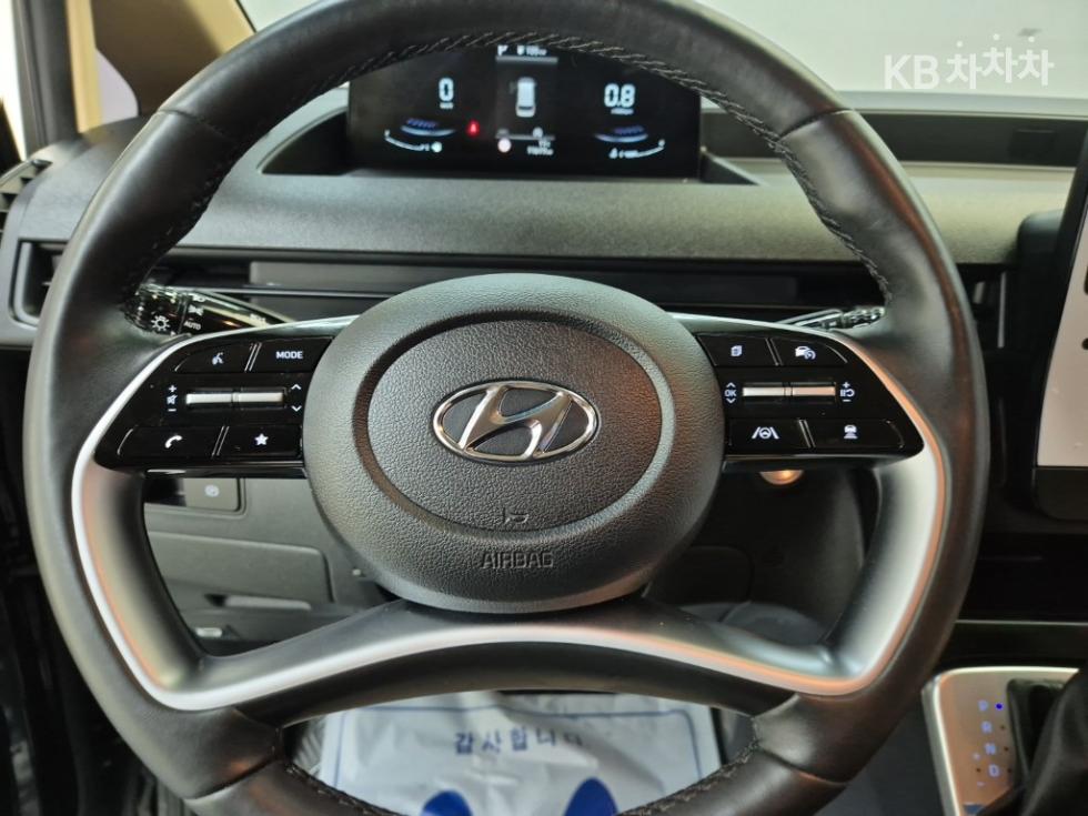 Hyundai Staria — miniaturë 9