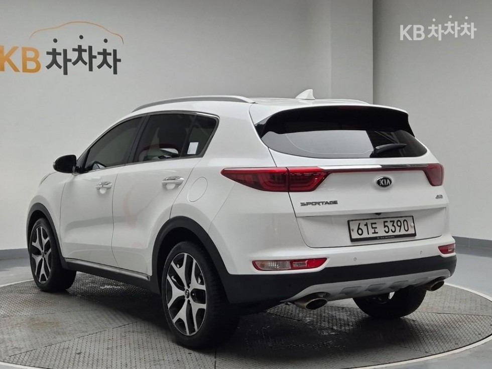 2018 - kia sportage