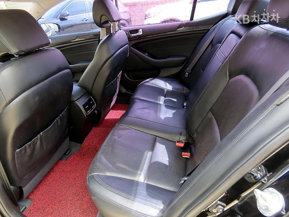 2013 - kia k7