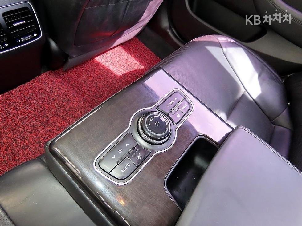 2013 - kia k7
