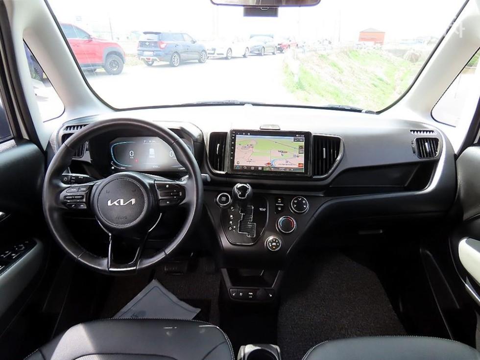 2023 - kia kia