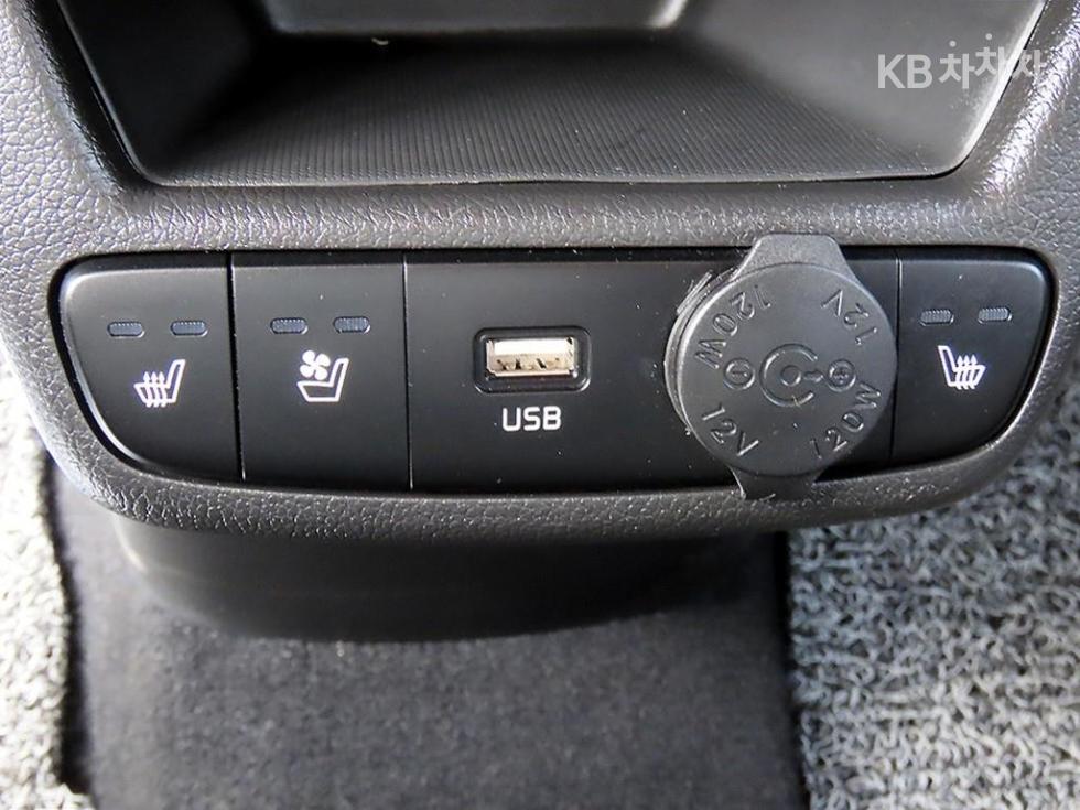 2023 - kia kia