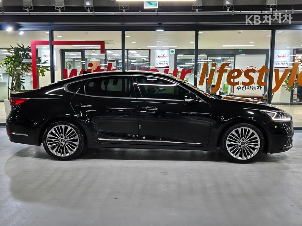 2017 - kia k7