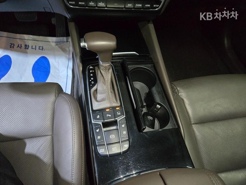 2017 - kia k7
