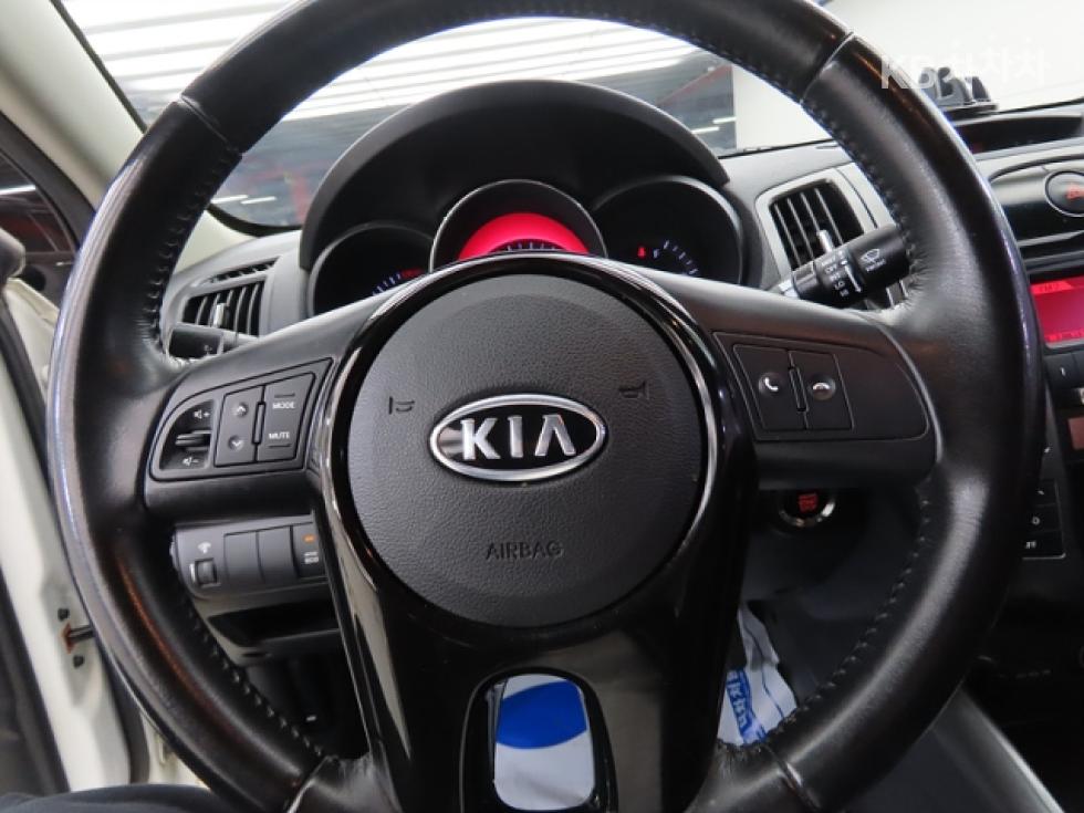 2013 - kia forte