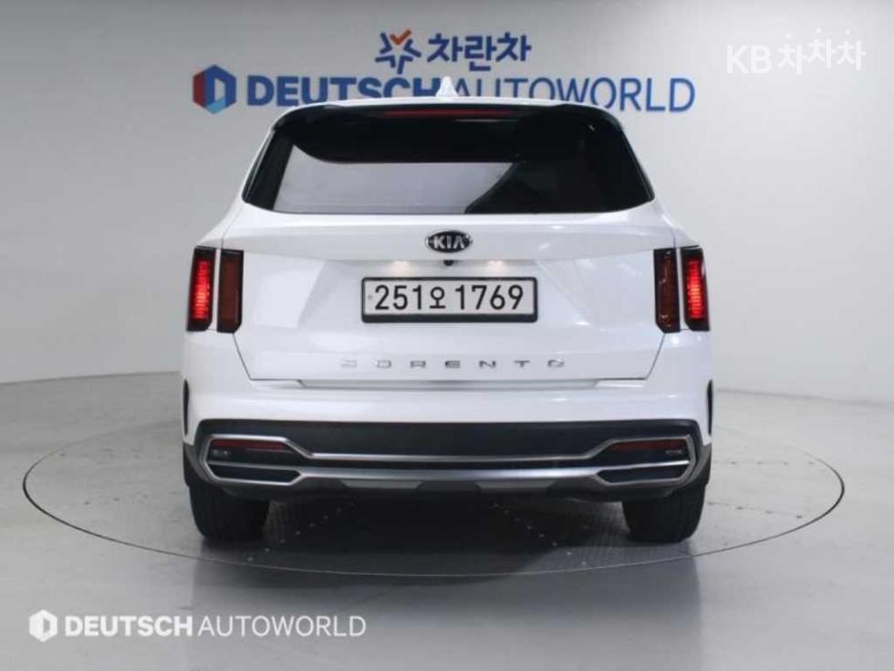 2021 - kia sorento