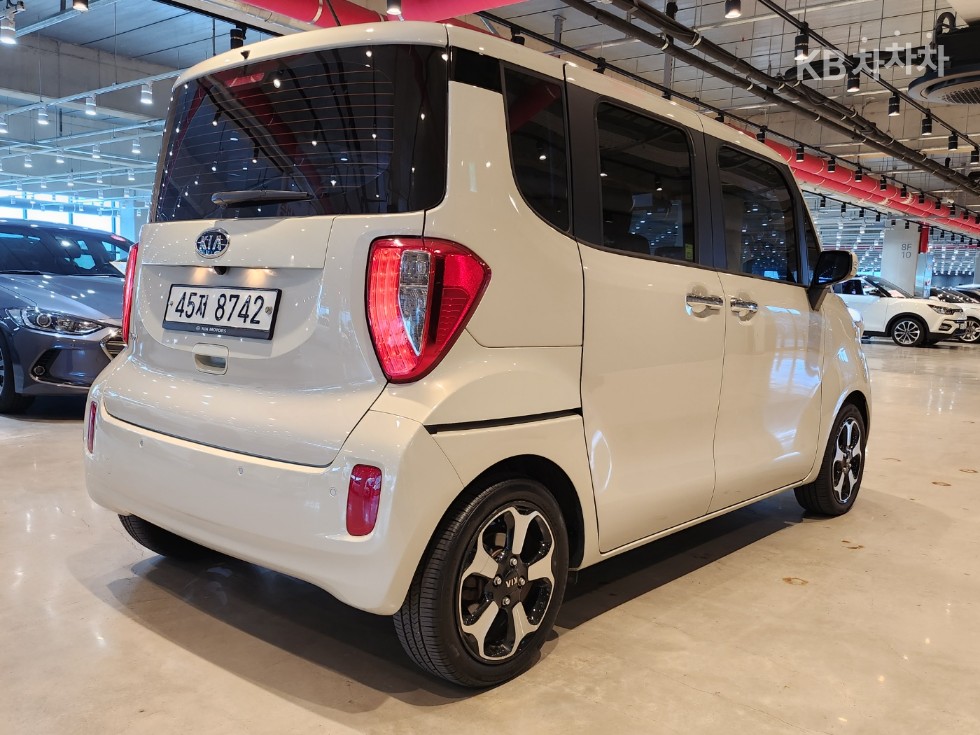 2012 - kia ray