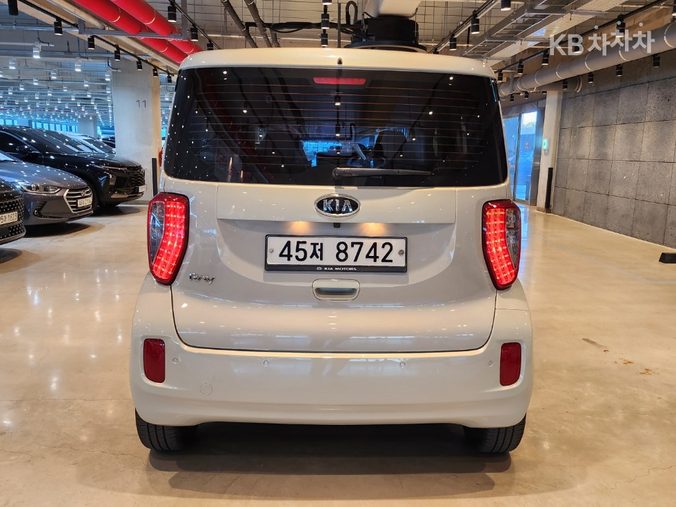 2012 - kia ray
