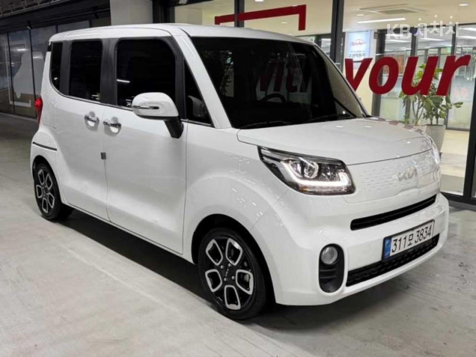 2022 - kia ray