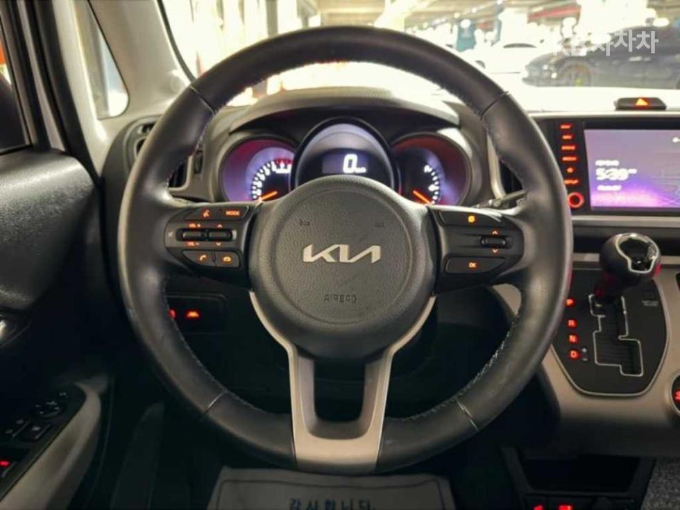 2022 - kia ray