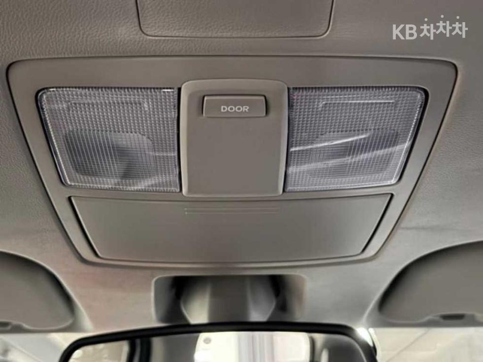 2022 - kia ray