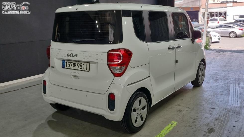 2022 - kia ray