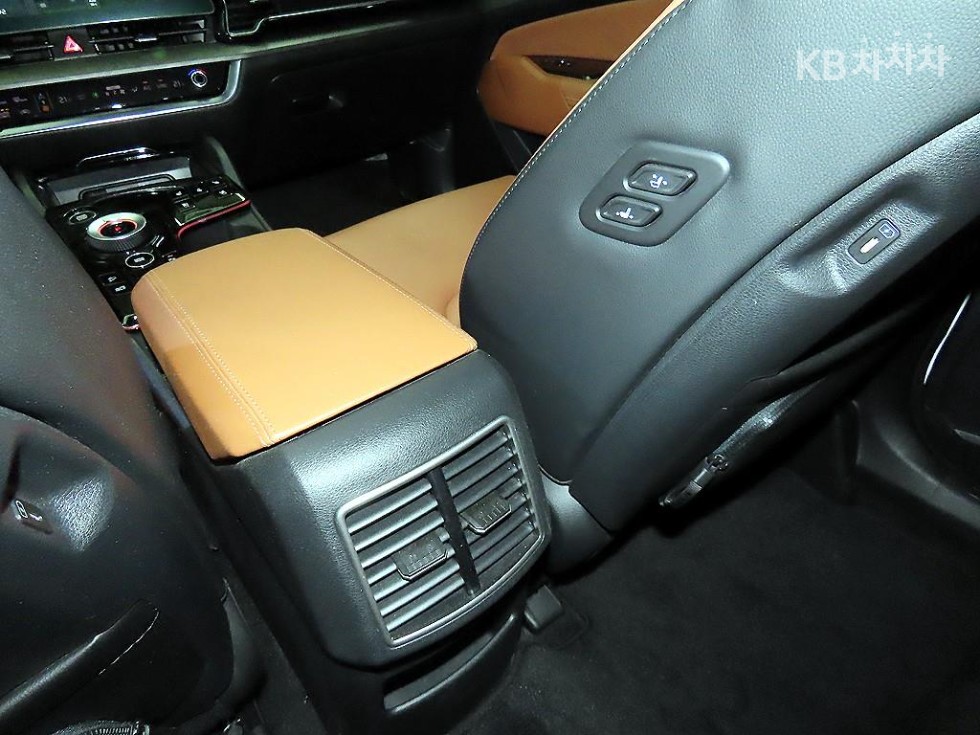 2024 - kia sportage