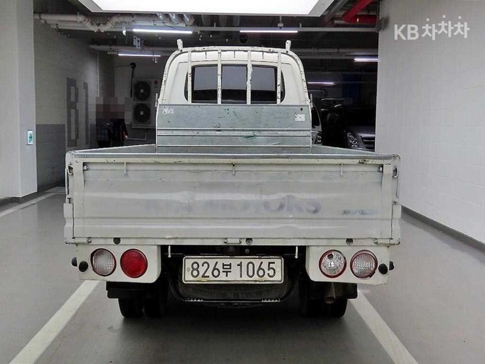 2019 - kia bongo iii