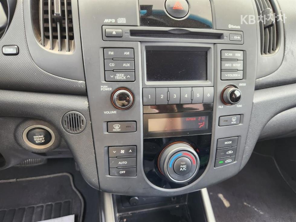 2009 - kia forte