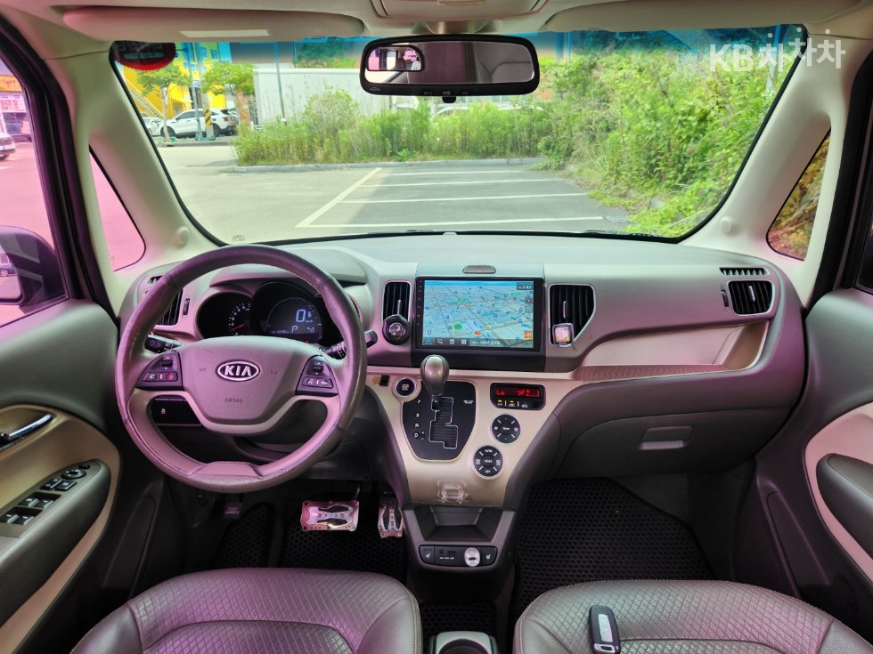 2012 - kia ray