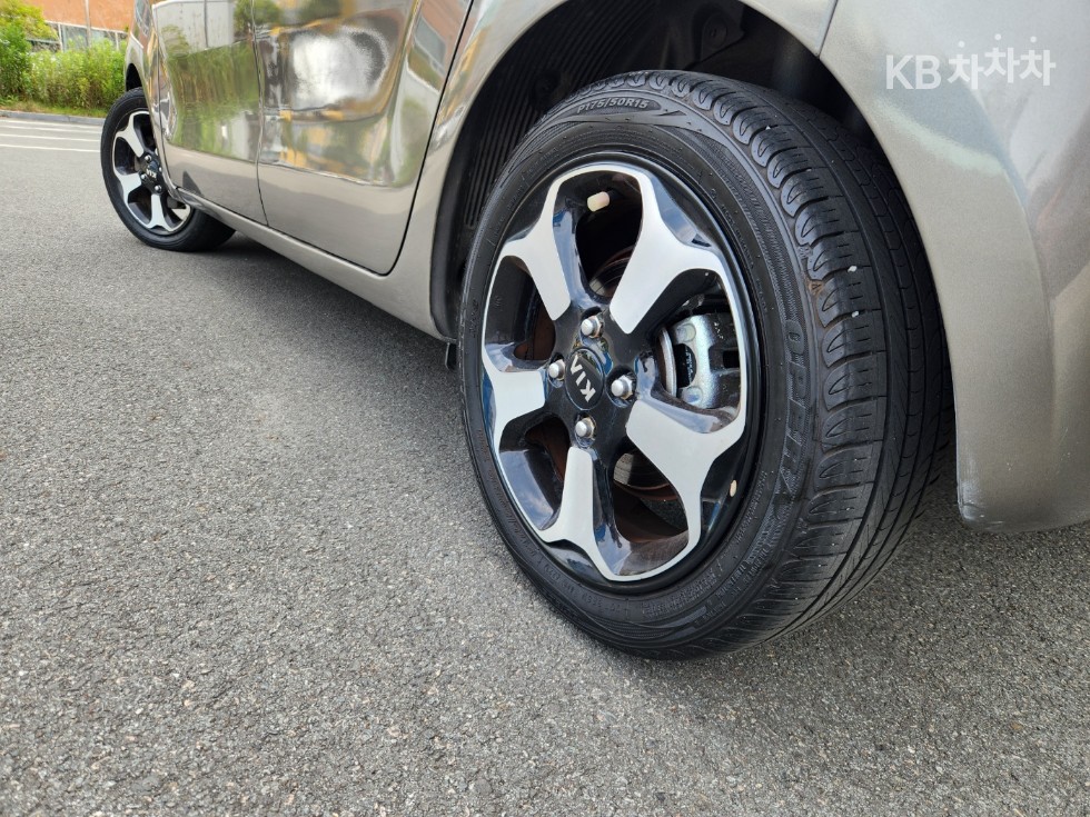 2012 - kia ray