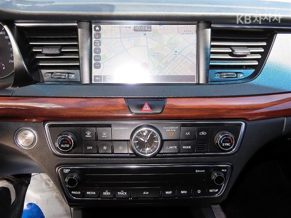 Kia K7 — miniaturë 13